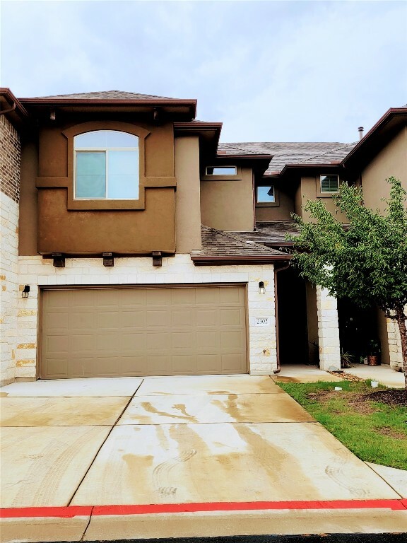 Property Photo:  2880 Donnell Drive 2302  TX 78664 