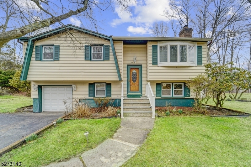 Property Photo:  23 Hillside Ter  NJ 07821 