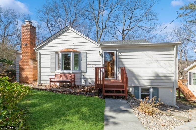 Property Photo: 35 Hillcrest Ave NJ 07960