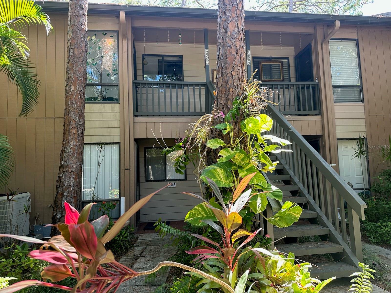 Property Photo:  1608 Bayhouse Point Drive 403  FL 34231 