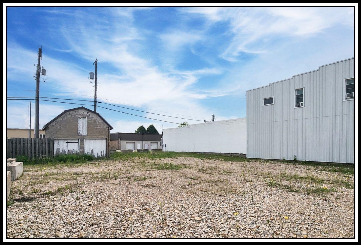Property Photo: 226 N Main Street WI 54165-1310