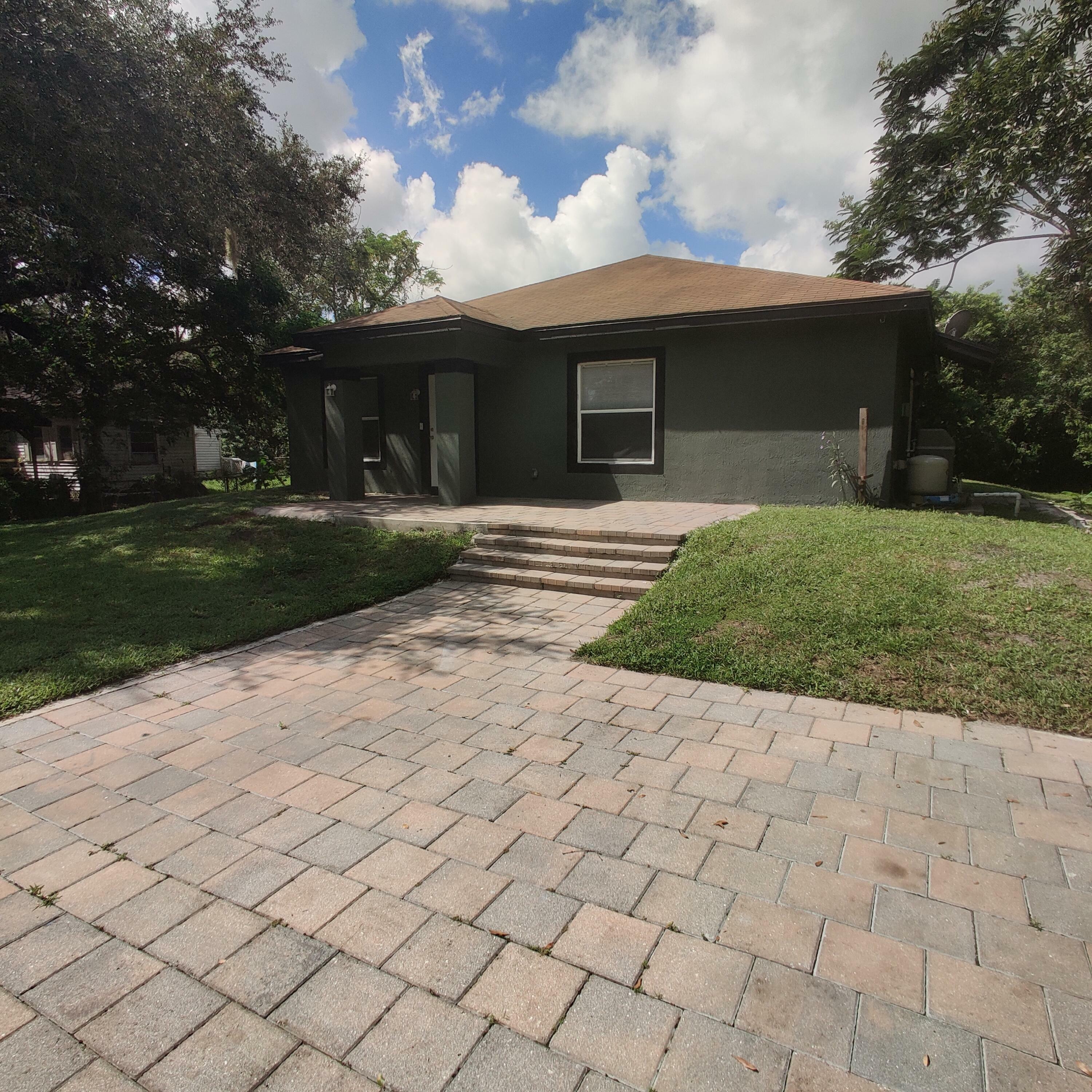 Property Photo:  2953 Dame Road  FL 34981 