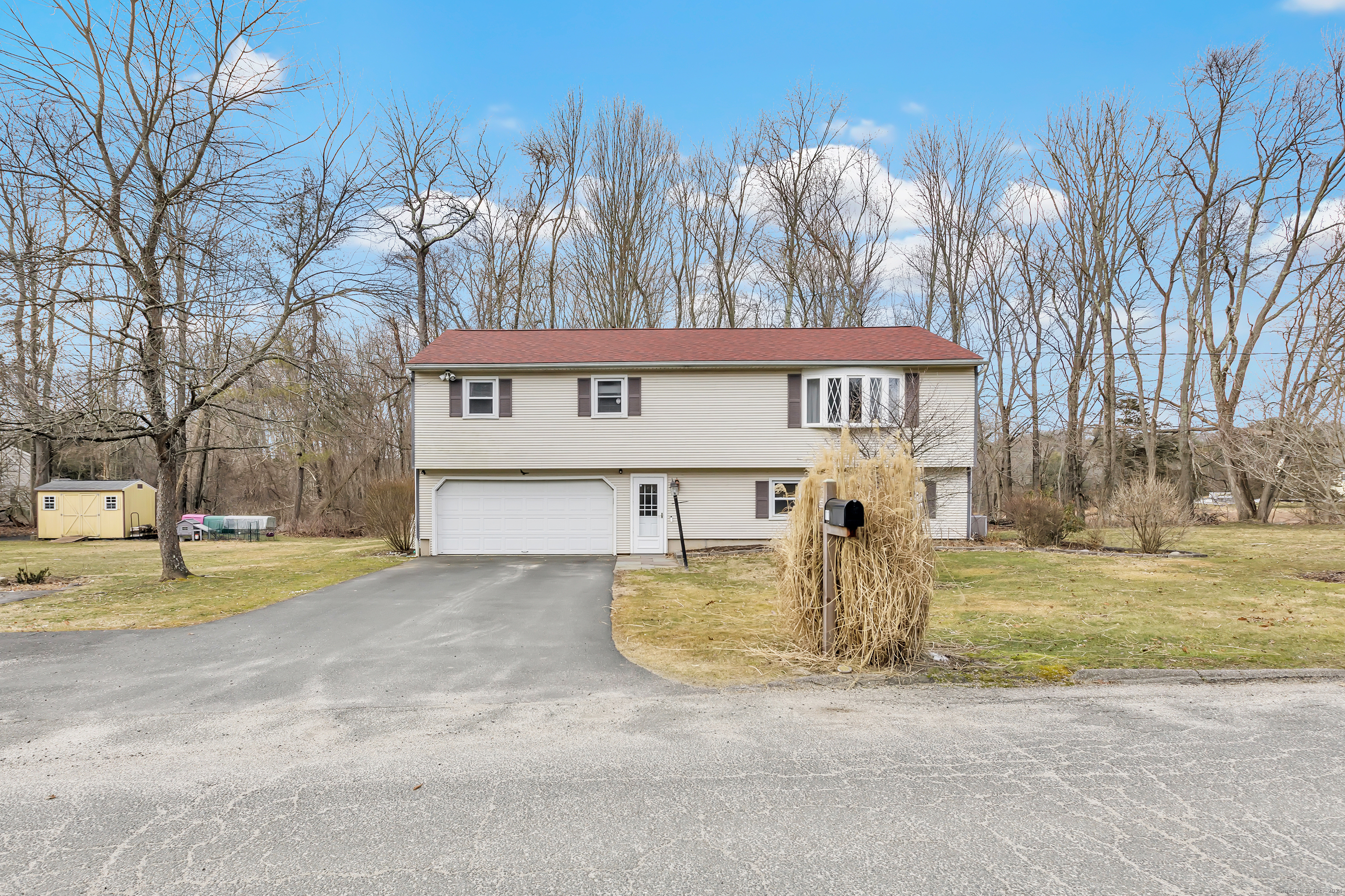 Property Photo:  11 Sunny Acres Road  CT 06801 