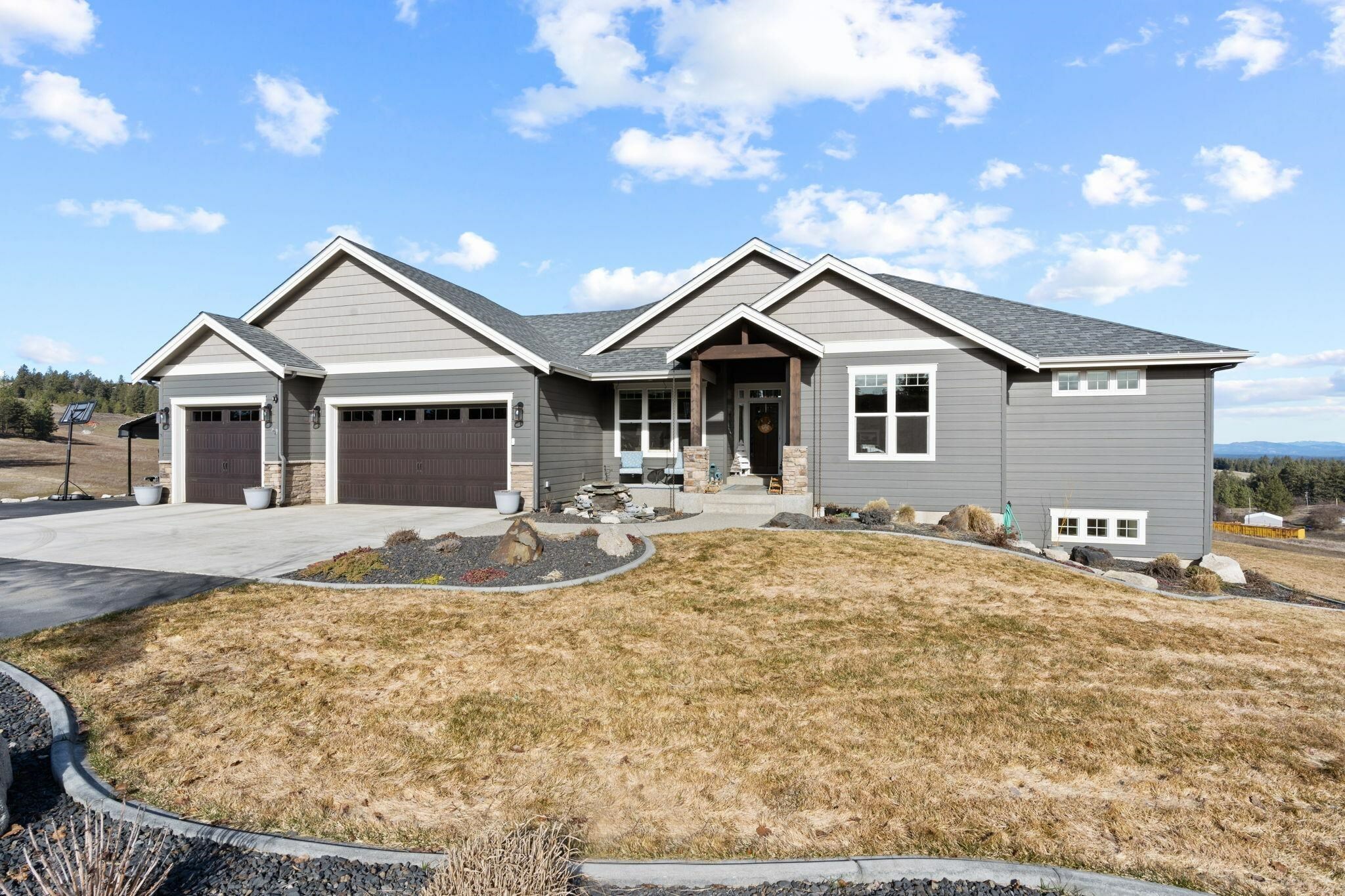 Property Photo:  3818 W Country Hills Ln  WA 99208 