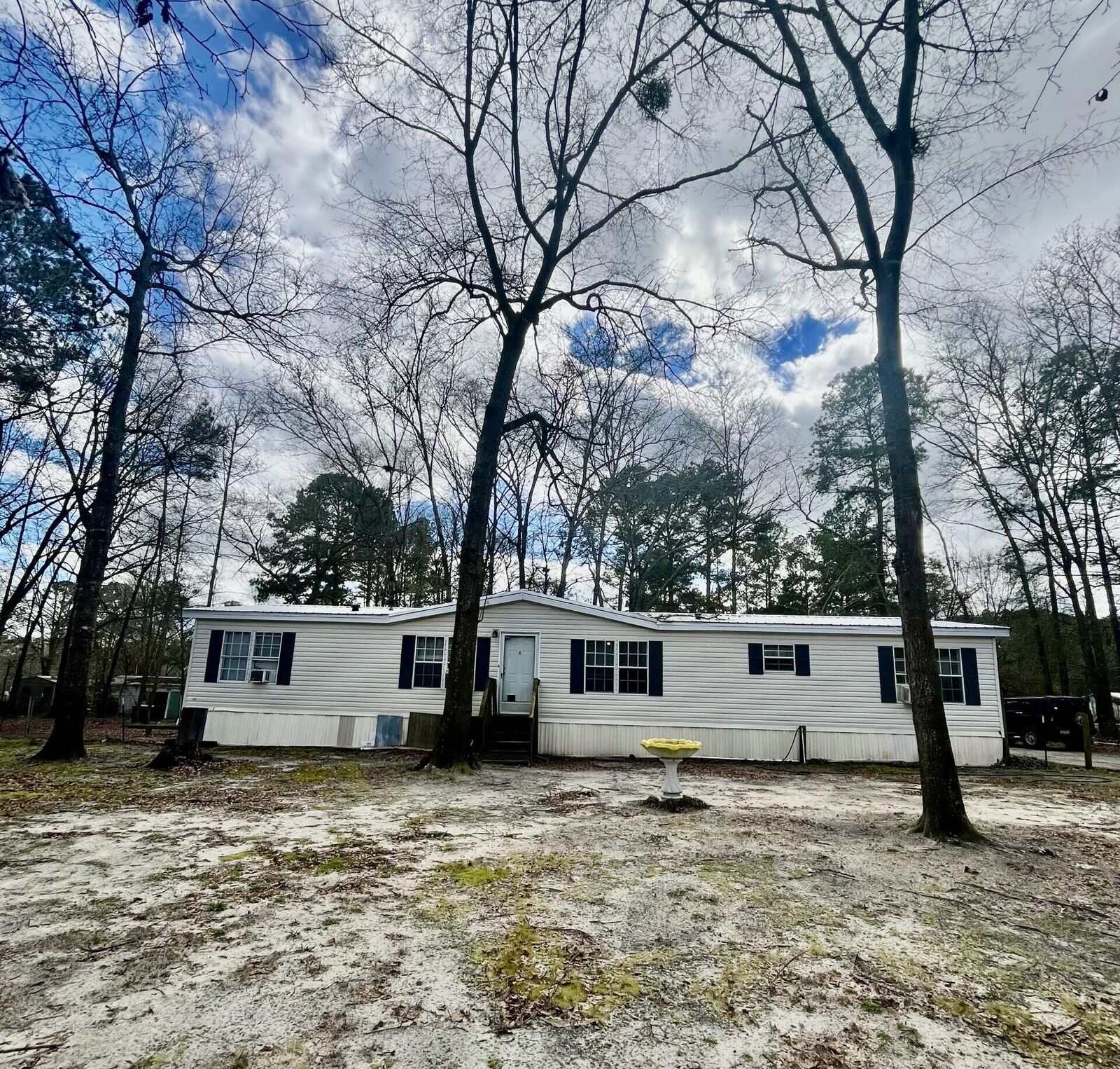 Property Photo:  624 Bee Drive  SC 29488 