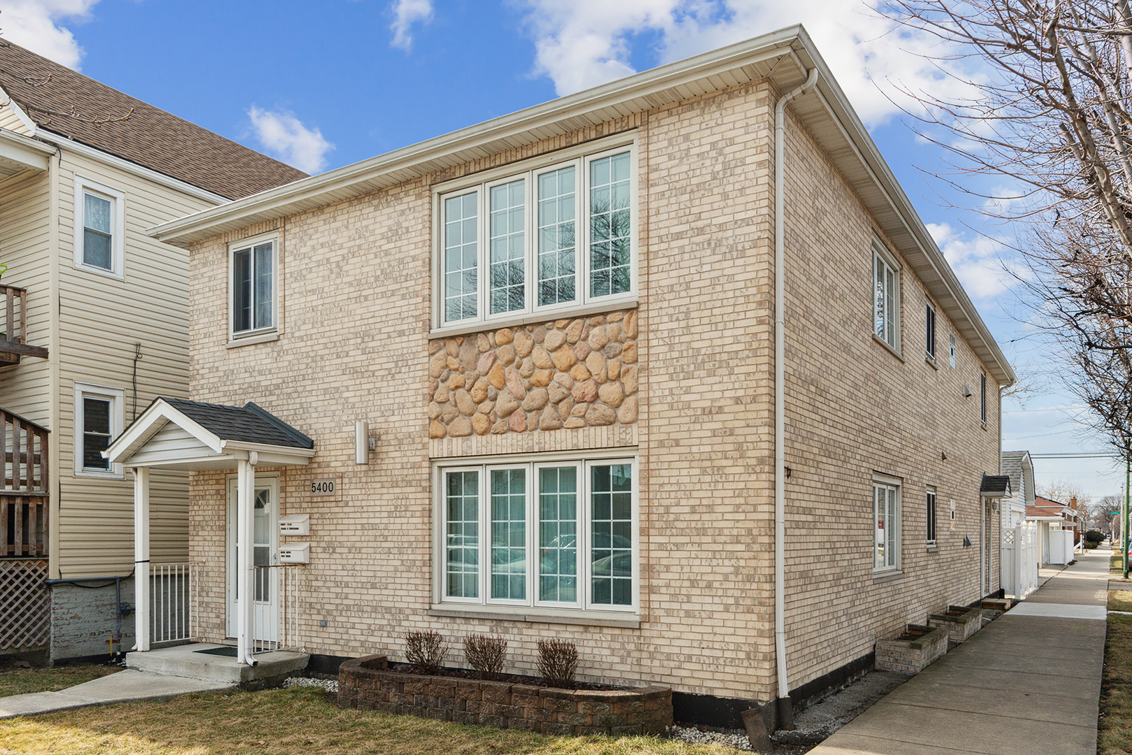 Property Photo:  5400 S Lorel Avenue  IL 60638 