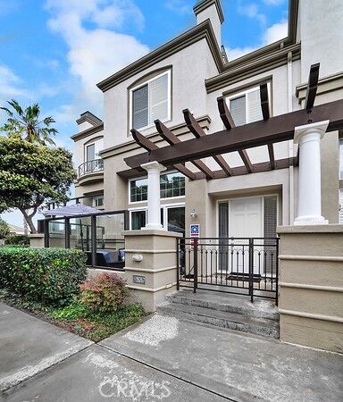 Property Photo:  19267 Surfwave Drive  CA 92648