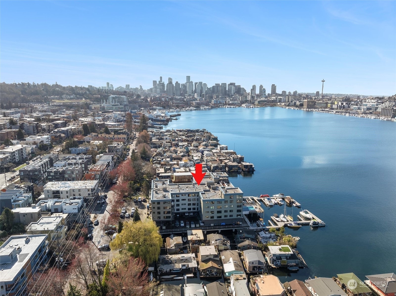 Property Photo: 2301 Fairview Avenue E 305 WA 98102