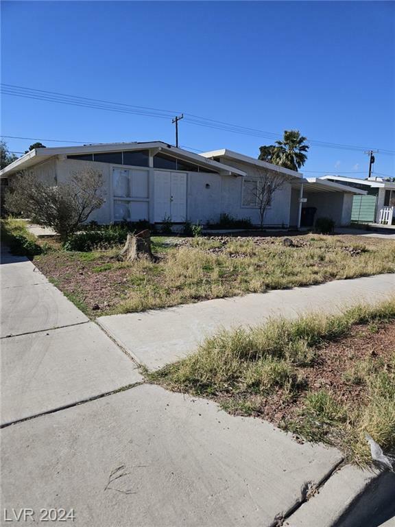 5821 Evergreen Avenue  Las Vegas NV 89107 photo