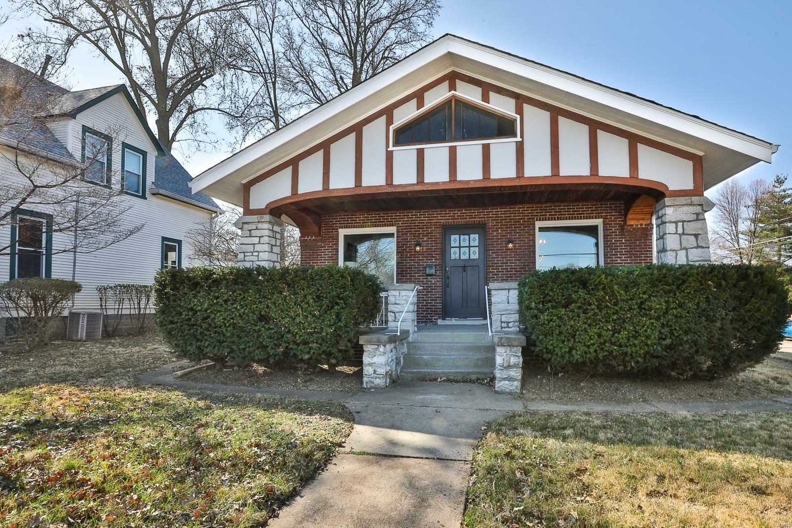 Property Photo:  829 Adams Street  MO 63301 