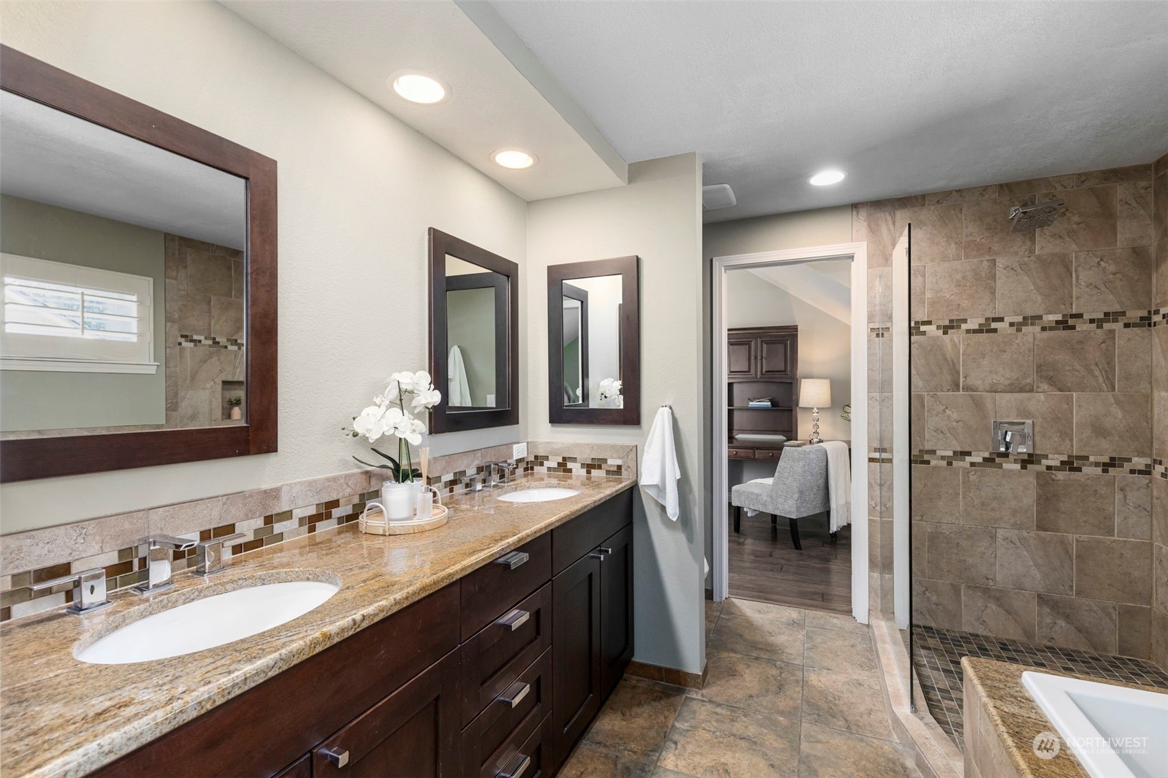 Property Photo: 3752 NE Trout Brook Lane WA 98311