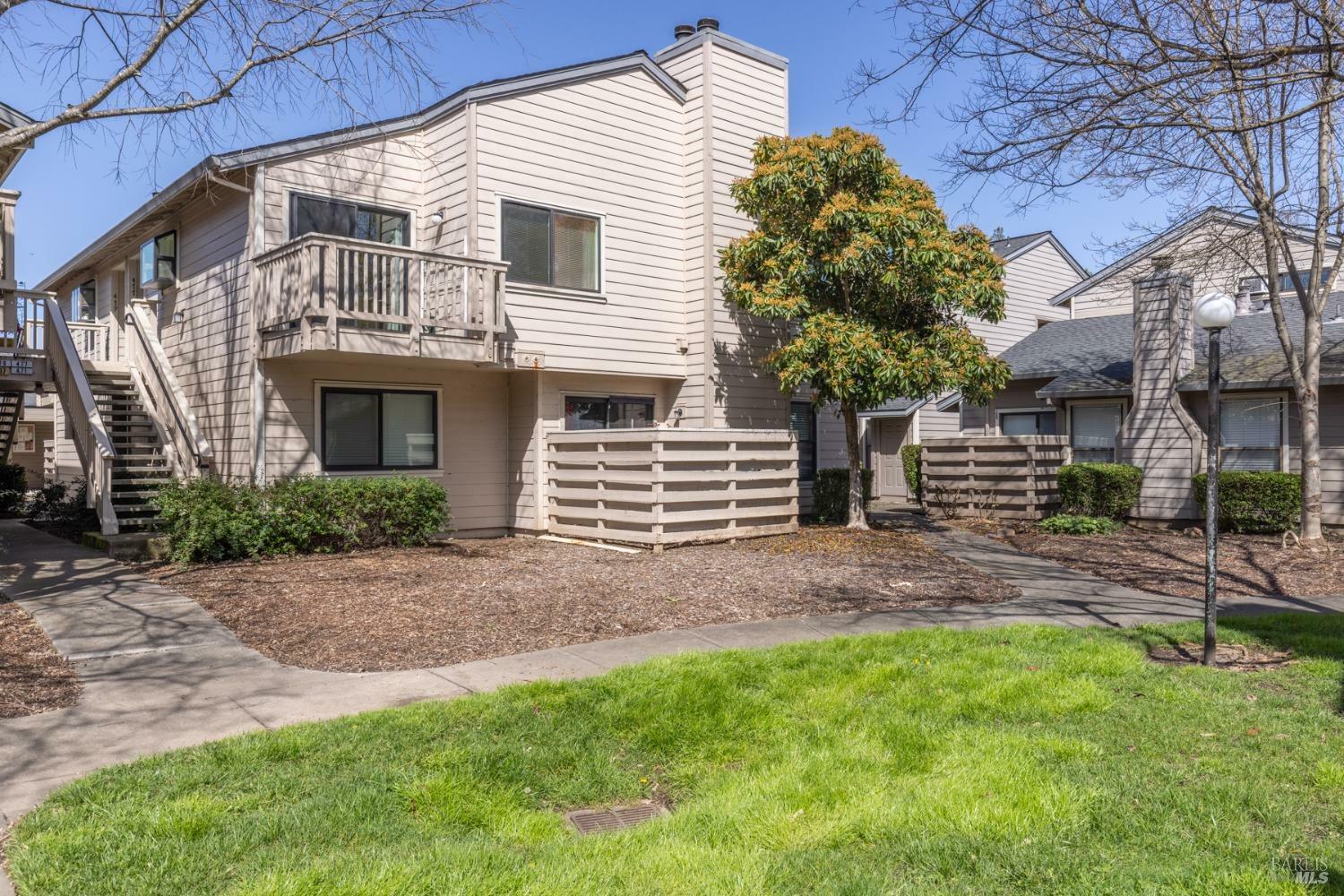 477 Mission Boulevard  Santa Rosa CA 95409 photo
