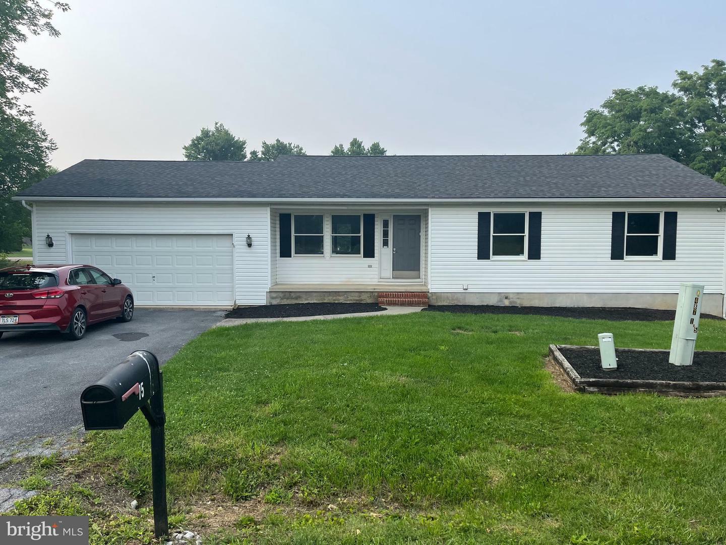 Property Photo:  75 Stockade Court  WV 25427 