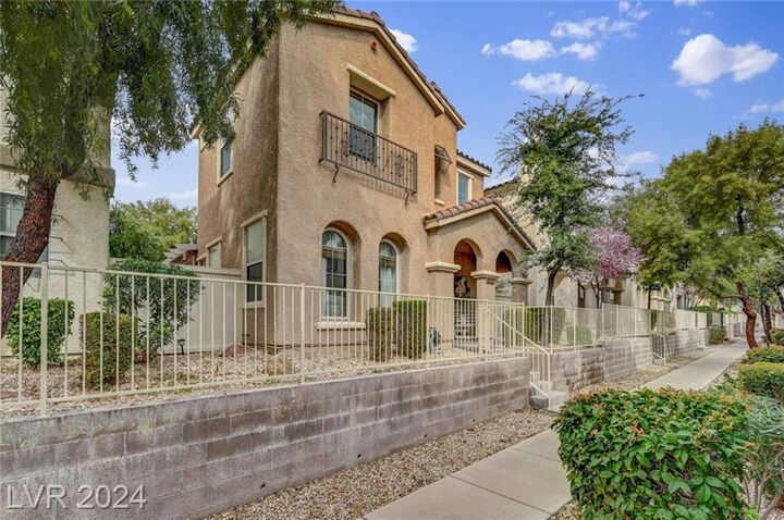 6724 Biltmore Garden Street  Las Vegas NV 89149 photo