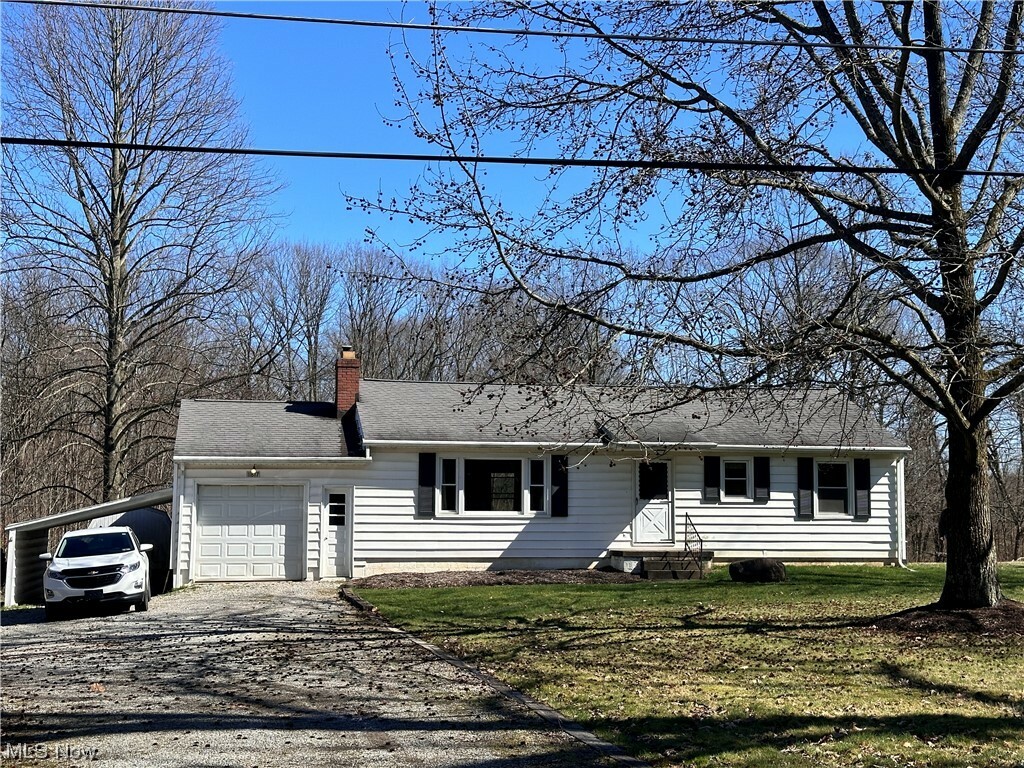 Property Photo:  11617 Springfield  OH 44452 