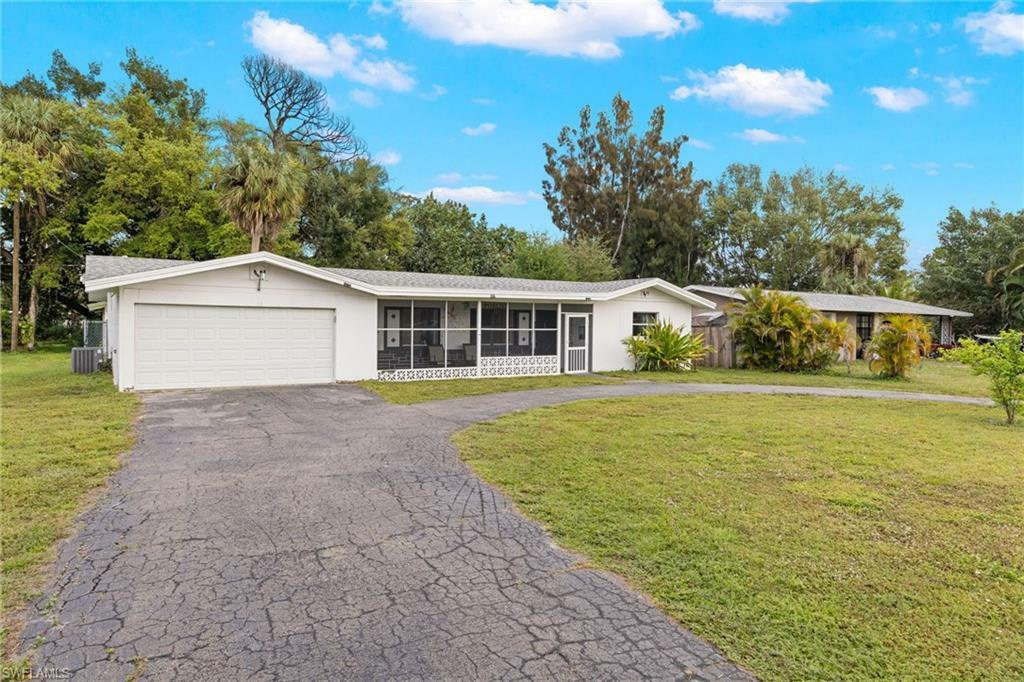 Property Photo:  84 E Mariana Ave  FL 33917 