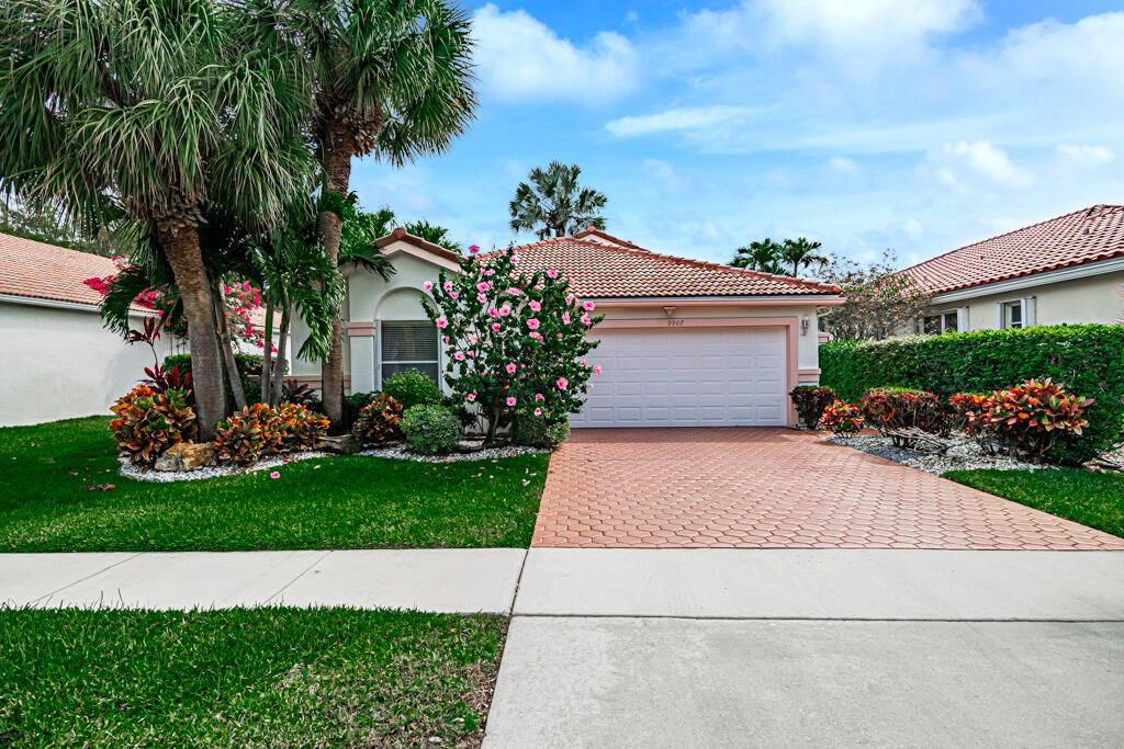 Property Photo: 9907 Arbor View Drive S FL 33437