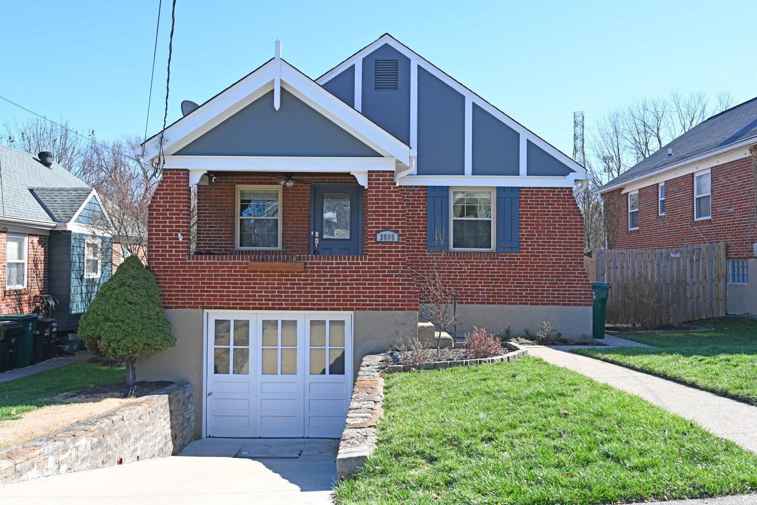 Property Photo: 3565 Harrow Avenue OH 45209