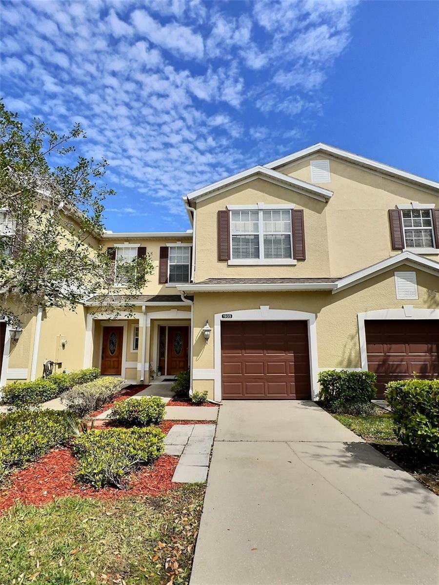 Property Photo:  1935 Beacon Bay Court  FL 32712 