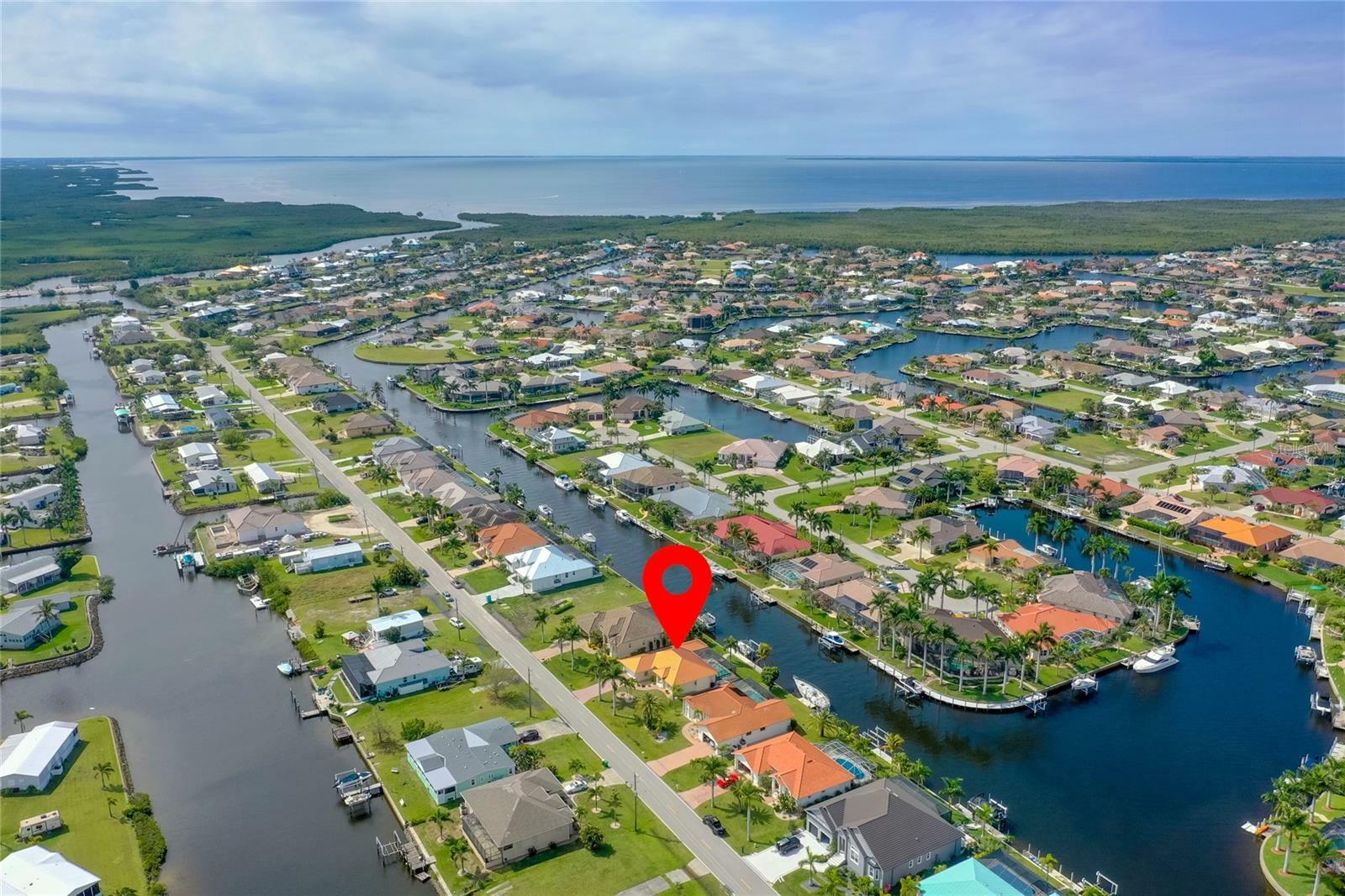 Property Photo:  4627 Almar Drive  FL 33950 