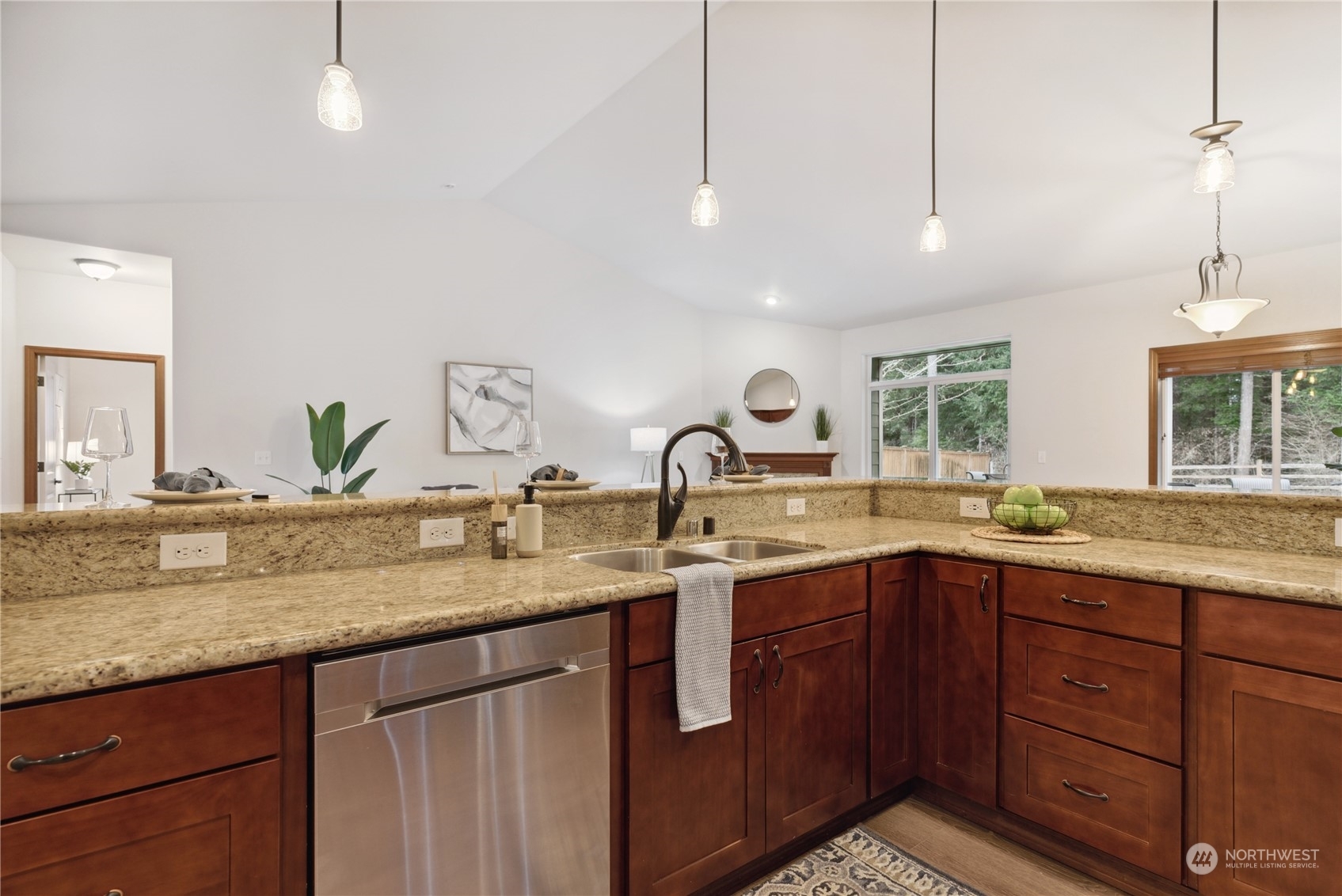 Property Photo: 8943 Fox Ridge Lane SE WA 98513