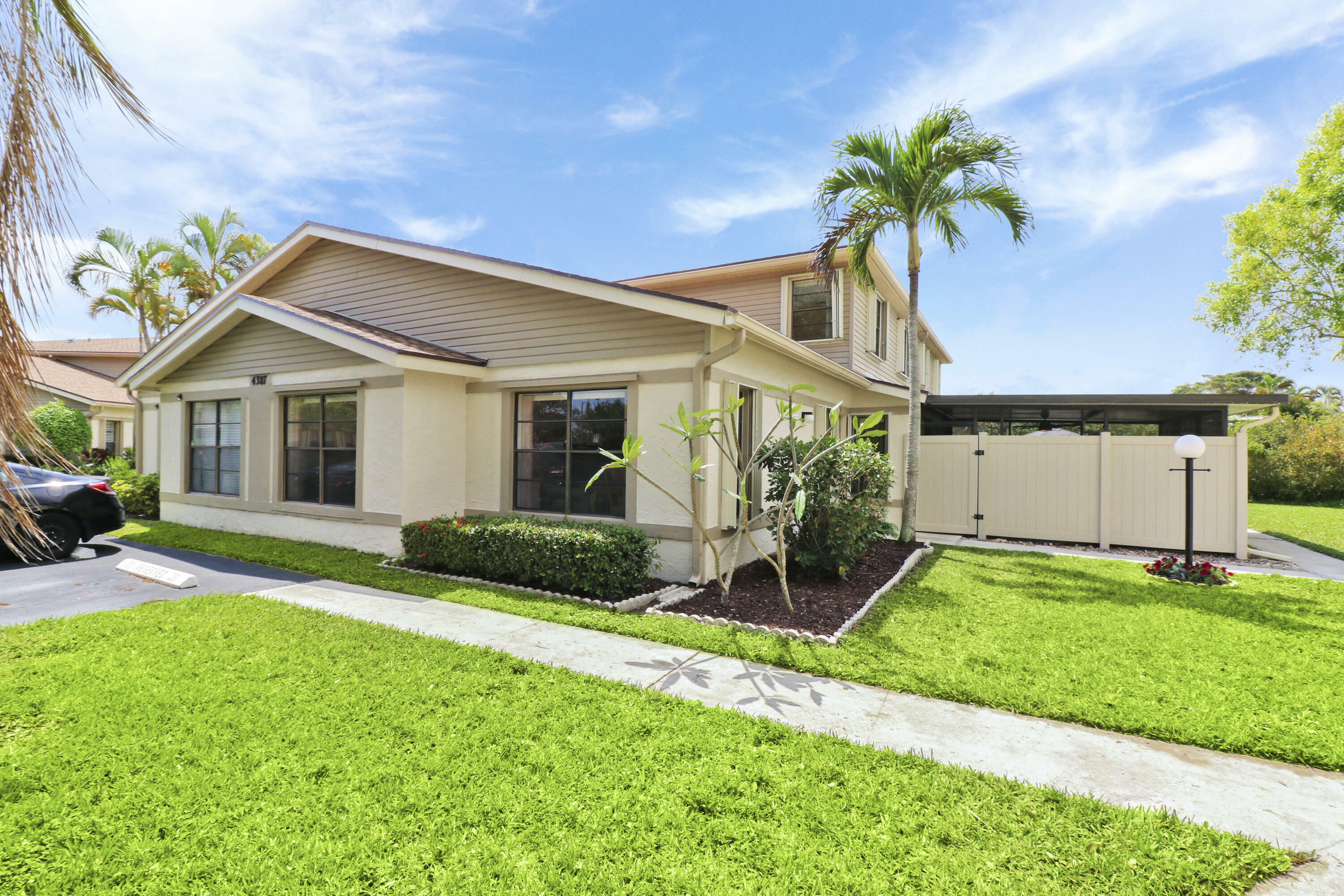 4387 Willow Pond Road  West Palm Beach FL 33417 photo