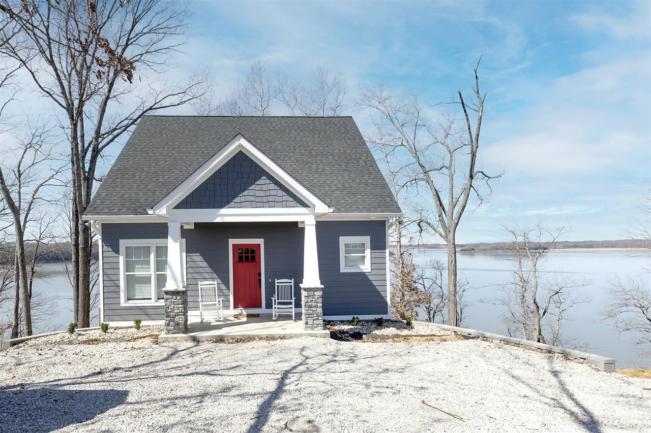 Property Photo:  1824 Baileys Point Road  KY 42164 