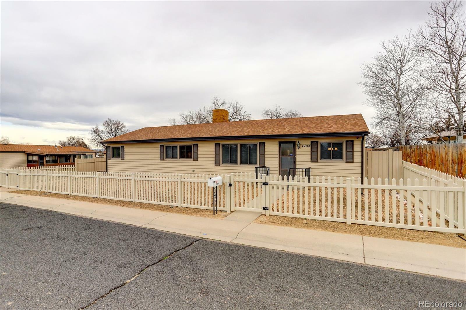 1204 Mackenzie Court  Dacono CO 80514 photo