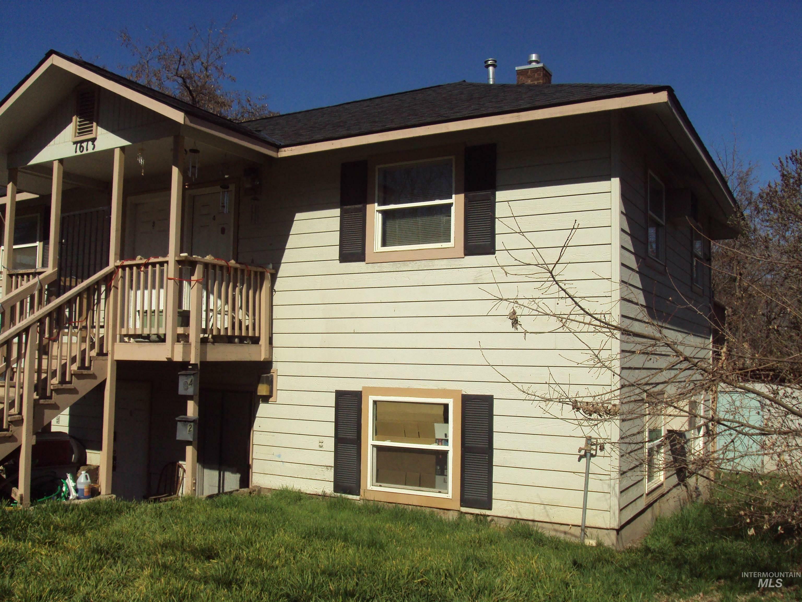 Property Photo:  1613 7th Ave  ID 83501 