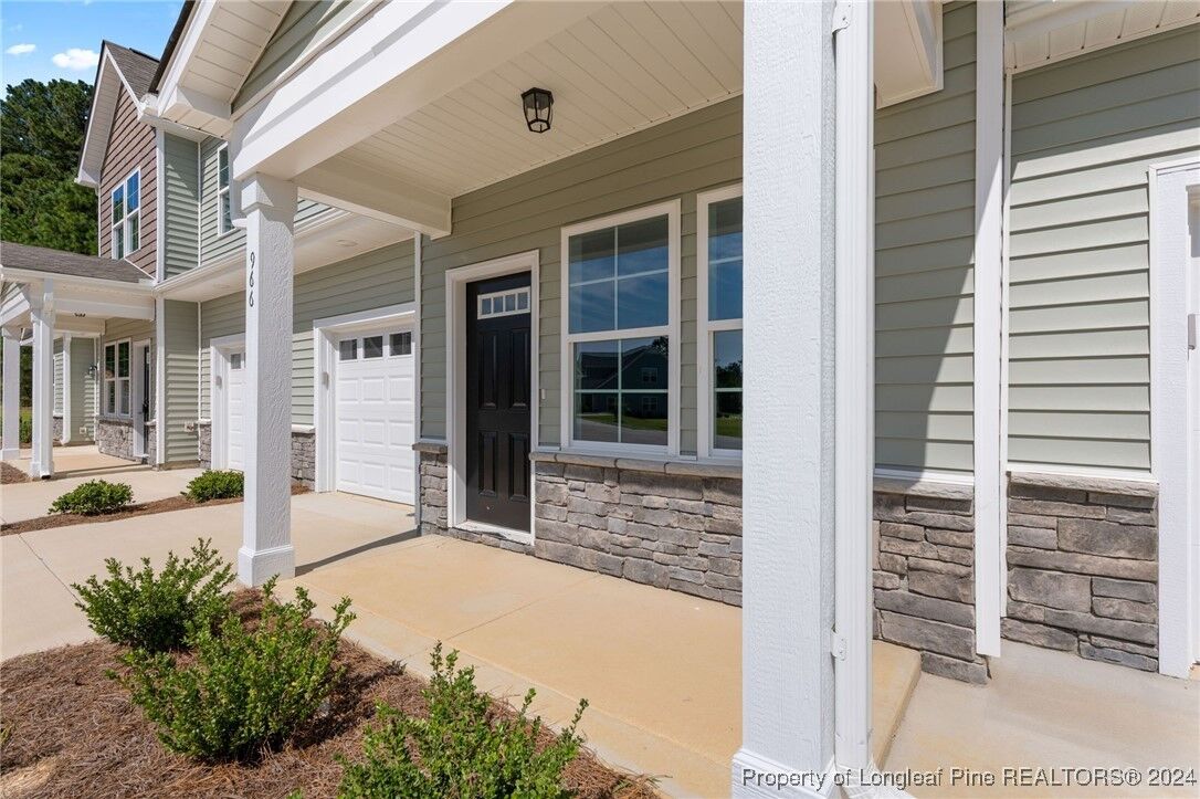 Property Photo: 966 Kensington Park Road NC 28311