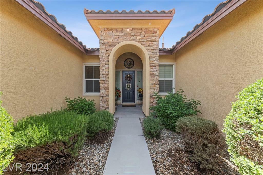 Property Photo:  10372 Hawks Wing Street  NV 89178 