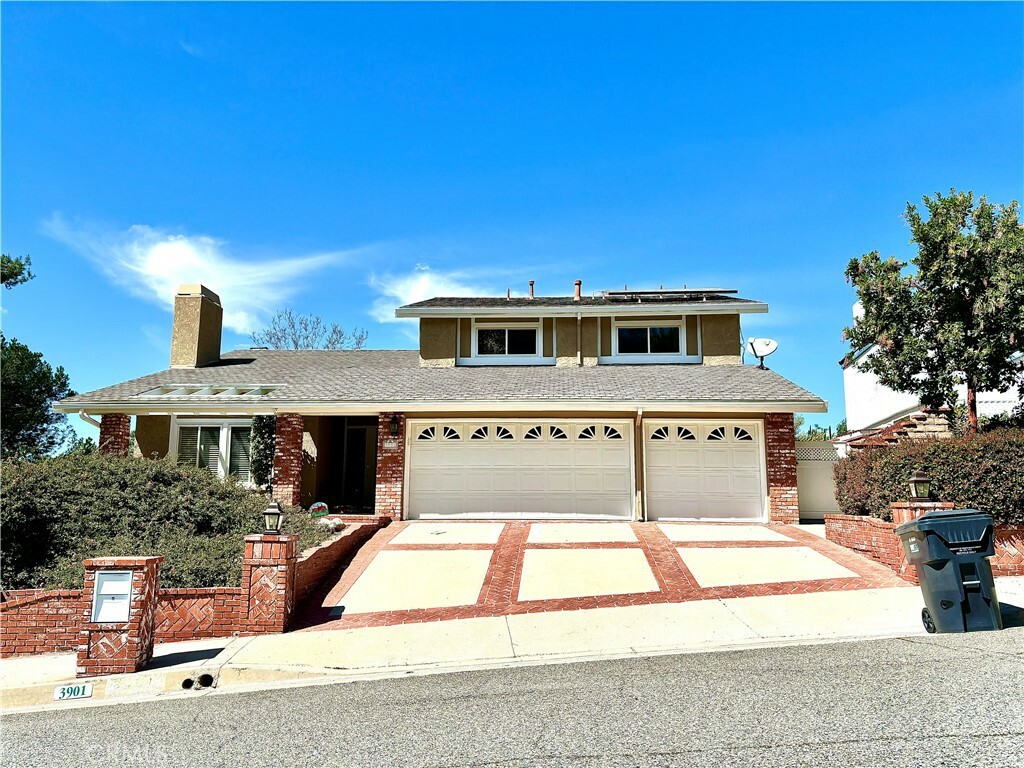 Property Photo:  3901 Sea Wind Place  CA 91302 