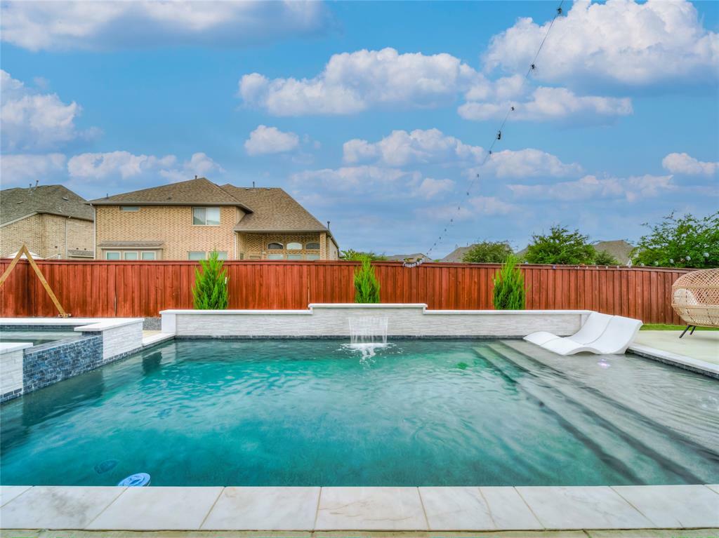 Property Photo:  4001 Jasmine Fox Lane  TX 76005 