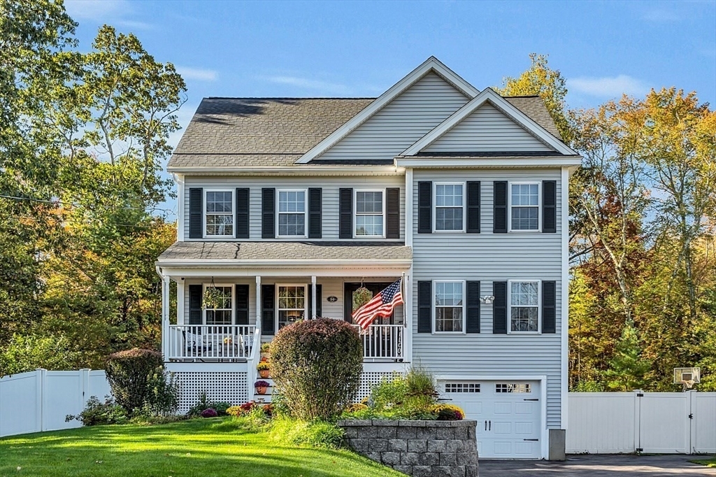 Property Photo:  94 Mink Run Road  MA 01887 