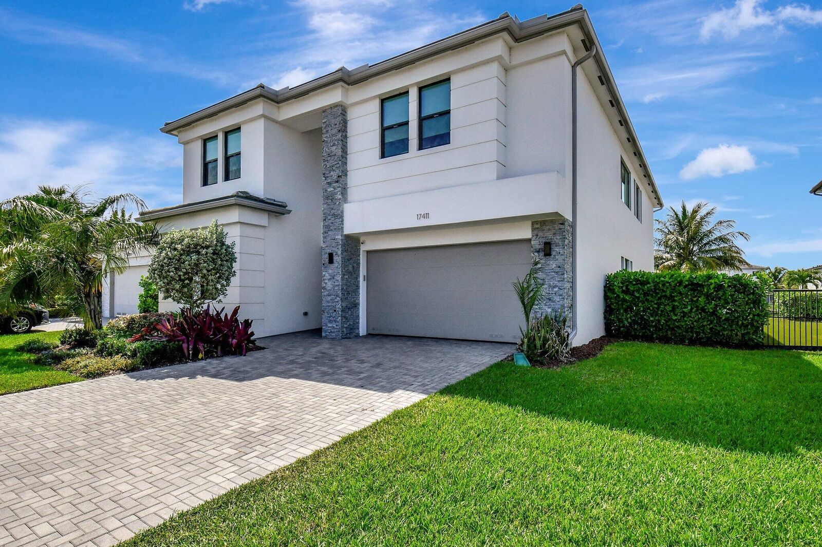Property Photo:  17411 Sea Blossom Way  FL 33496 