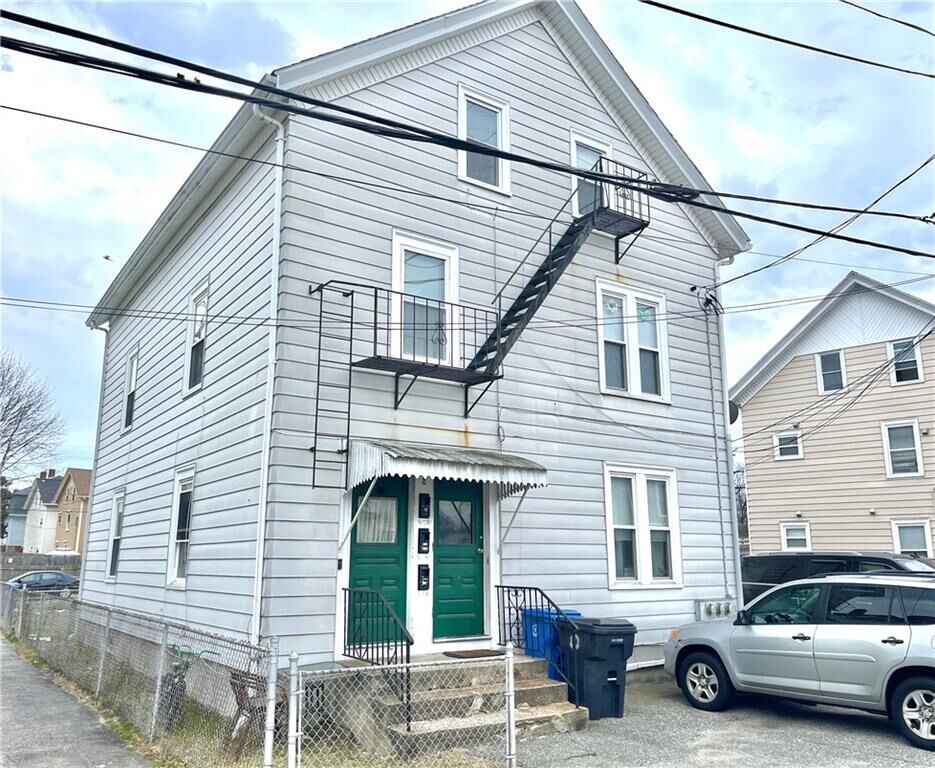 Property Photo:  8 Whipple Street  RI 02864 