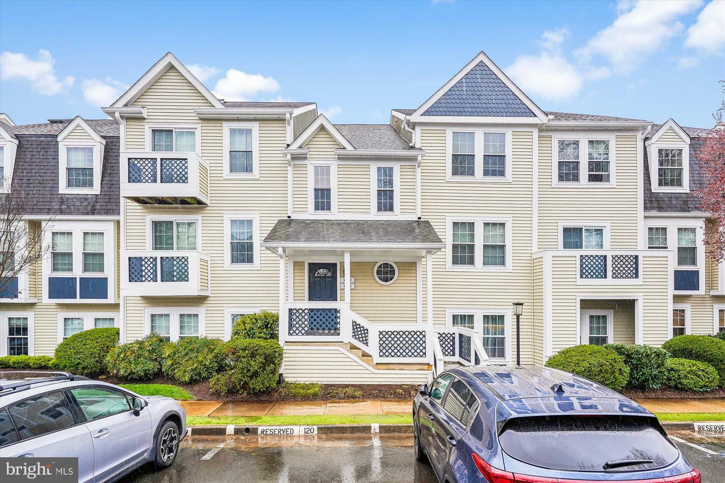 Property Photo: 12950 Grays Pointe Road A 12950A VA 22033