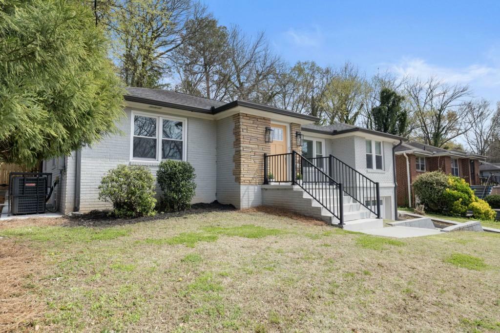 Property Photo:  234 Napoleon Drive SW  GA 30314 