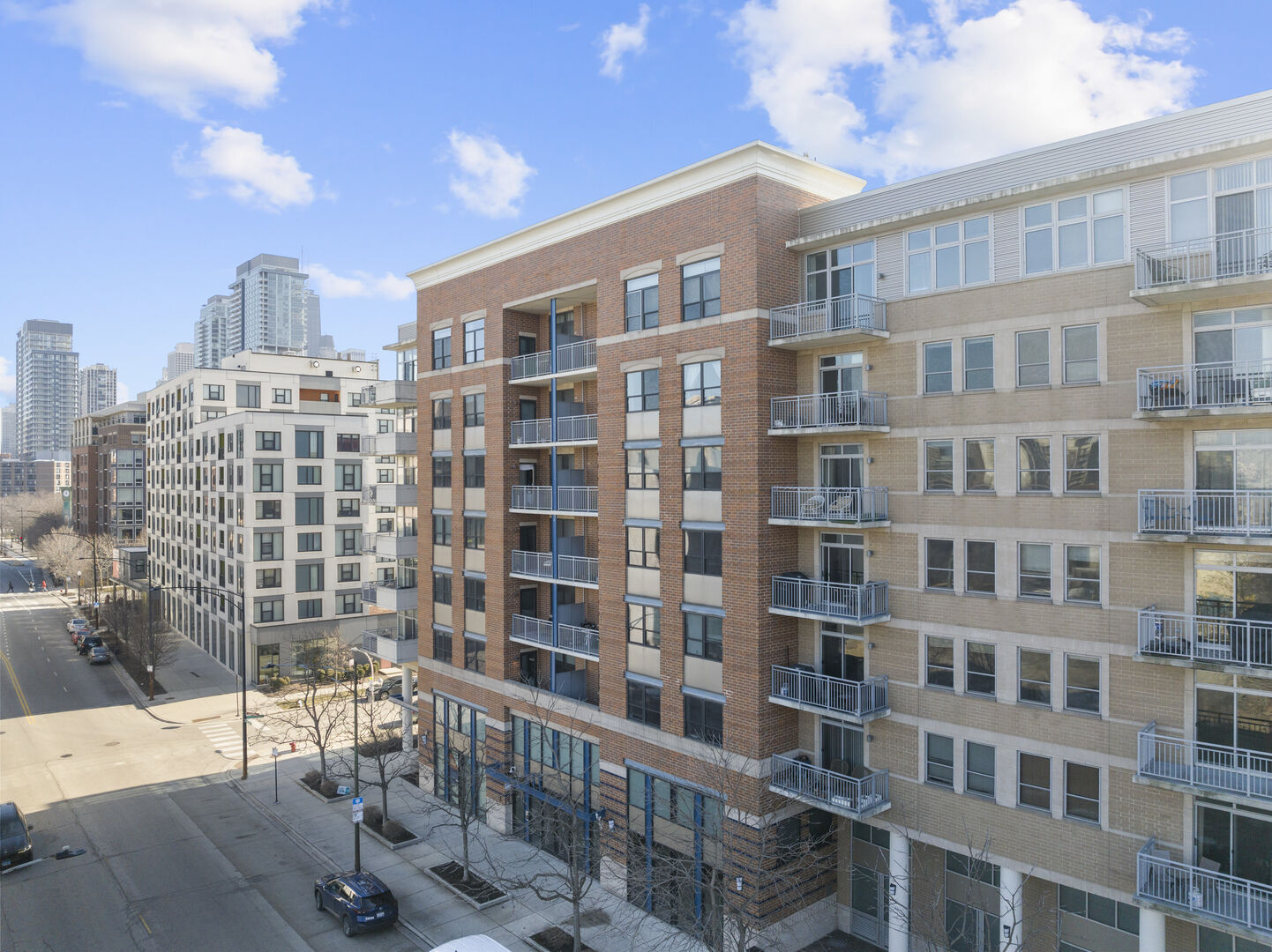 Property Photo:  511 W Division Street 305  IL 60610 
