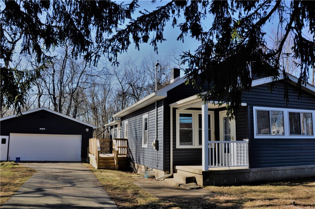 1298 Cascade Rd  Monaca PA 15061 photo