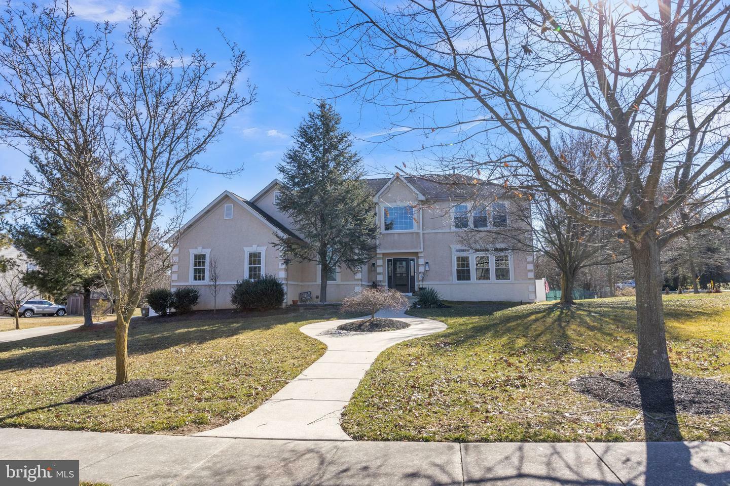 Property Photo: 402 Harvest Mill Way NJ 08062