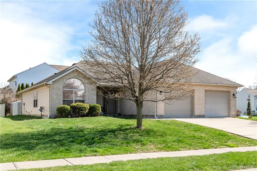 Property Photo:  6704 Water View Way  OH 45424 