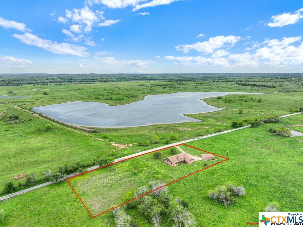 Property Photo:  964 Salt Lake Road  TX 78648 