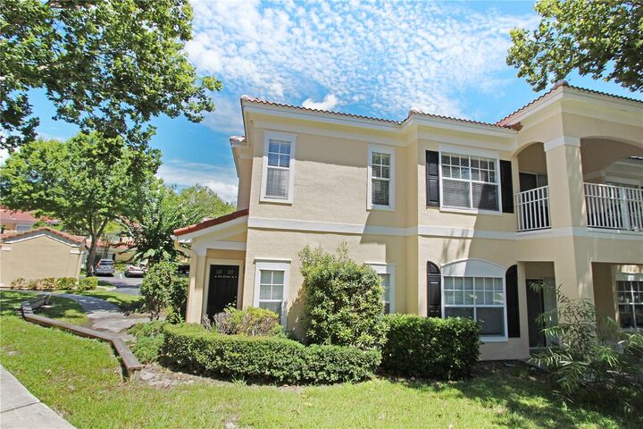 Property Photo: 2516 White Magnolia Way FL 32771