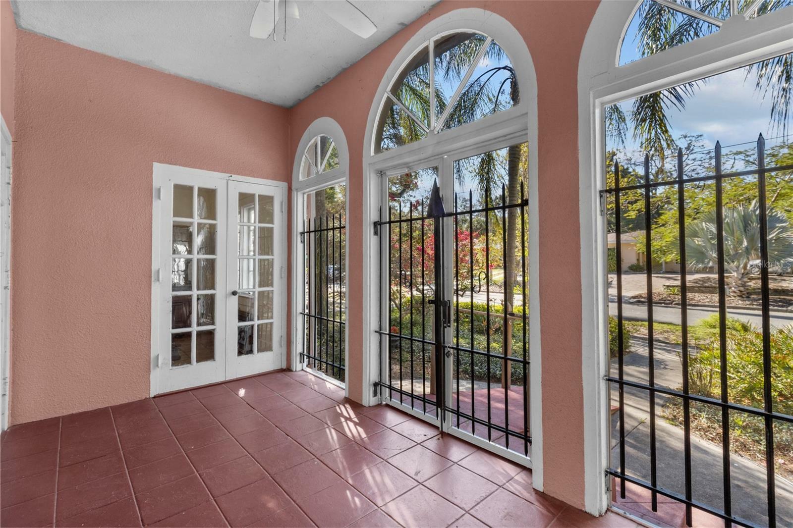 Property Photo:  1010 Nokomis Street  FL 33755 