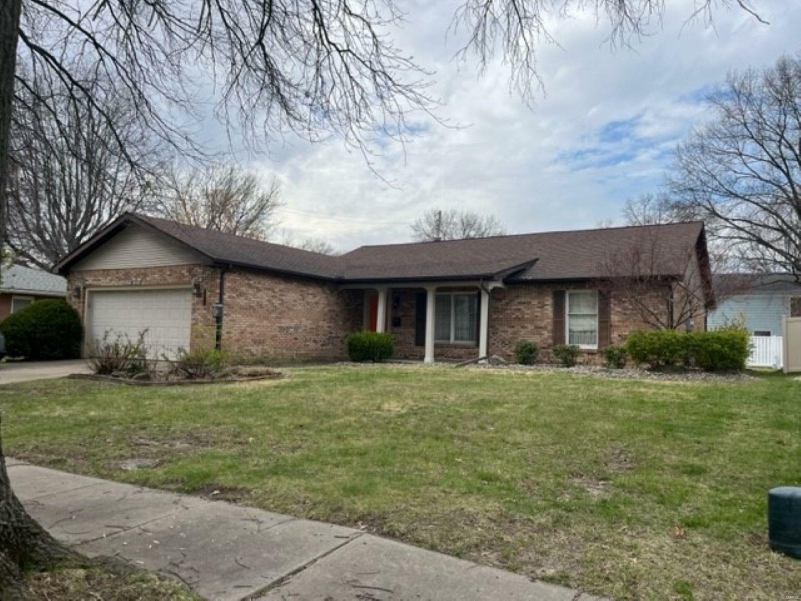 Property Photo: 3345 Colgate Place IL 62040