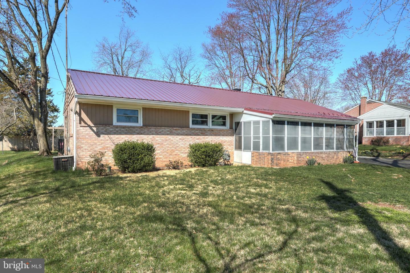 Property Photo:  274 Table Rock Road  PA 17325 