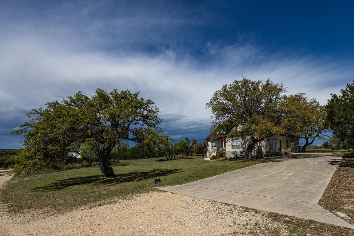 Property Photo:  46 Ranch View Trail  TX 78676 