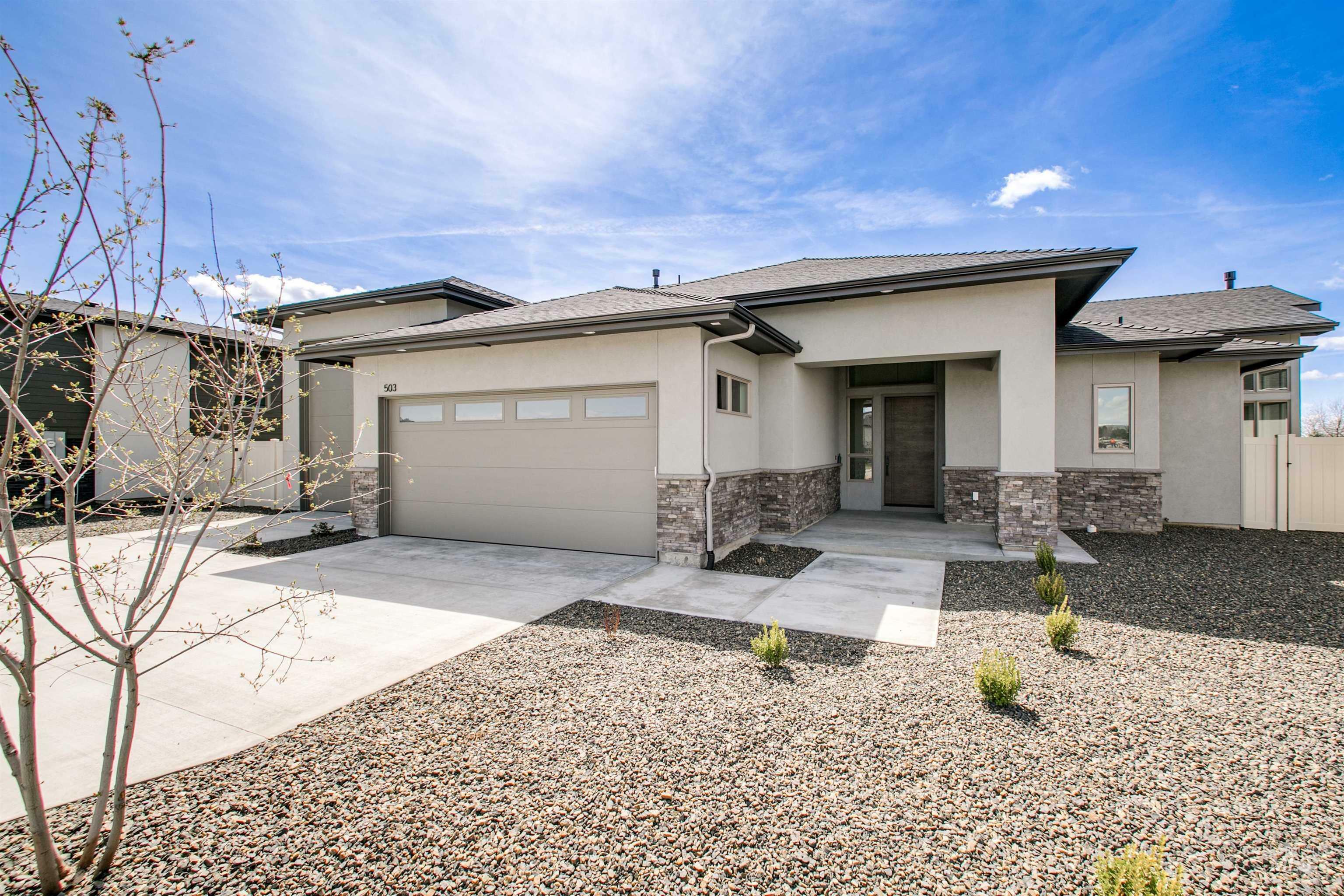 Property Photo:  503 N Creekwater Ave  ID 83616 