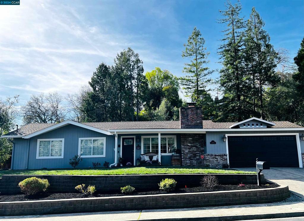 Property Photo:  2075 Mallard Dr  CA 94597 
